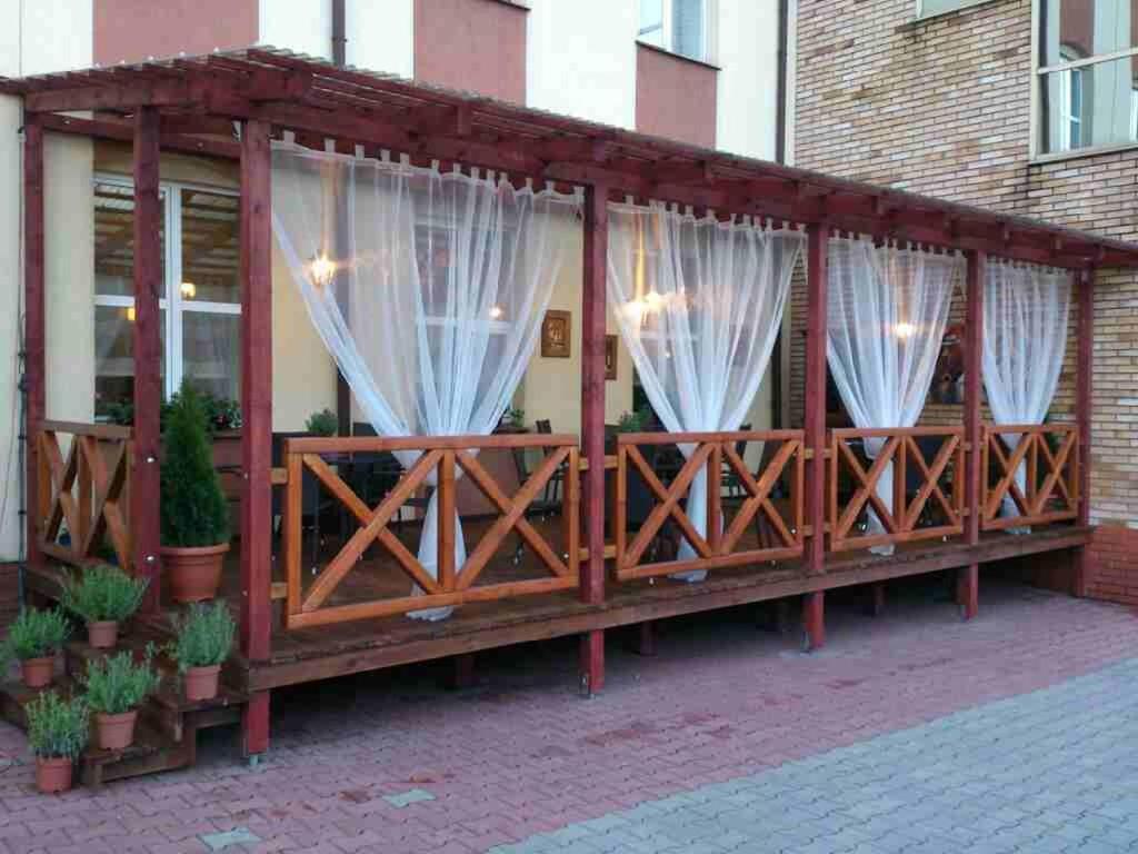 Hotel Piemont Паб'яніце Екстер'єр фото
